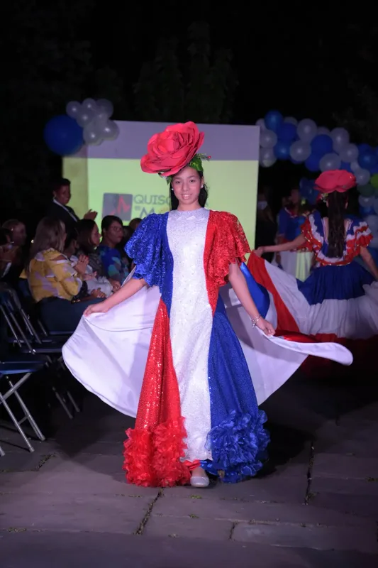 Color en la pasarela · archivo QEM 2020